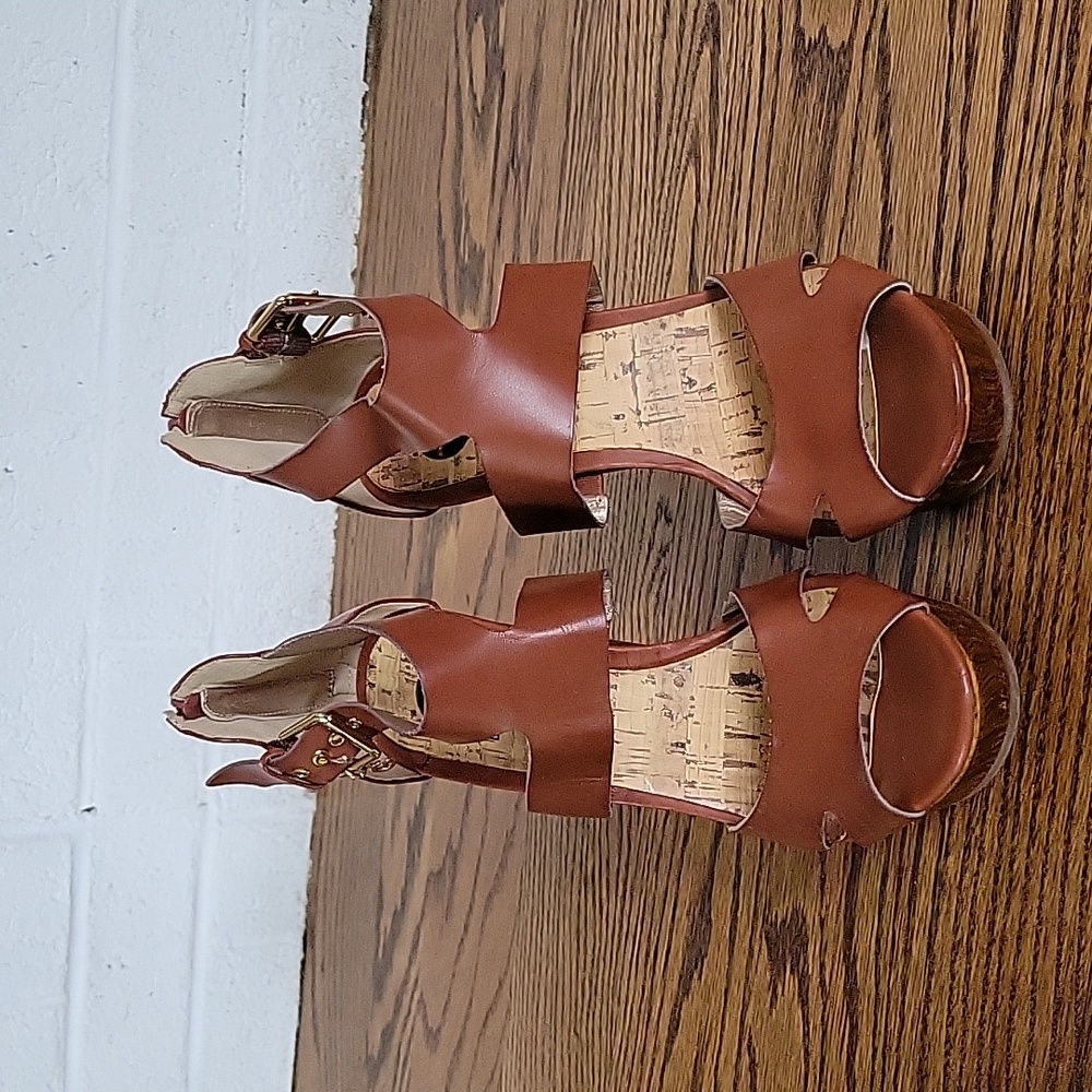 G by Guess platform sandal